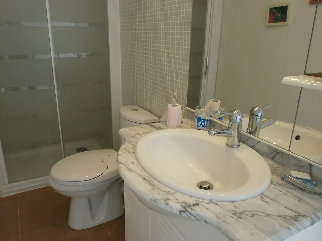 Bed and Breakfast Les Tourterelles Callian  Francja